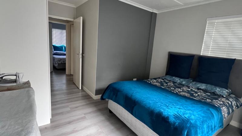 2 Bedroom Property for Sale in Burgundy Estate Western Cape